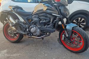 Ducati Monster 937