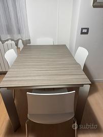 Tavolo con sedie Calligaris