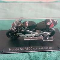 Modellino moto - Honda NSR500 Alex Barros 2001