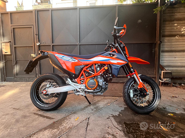 KTM 690 Smc r