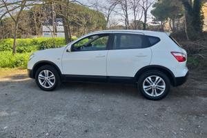 Nissan qashqai 1500 acenta