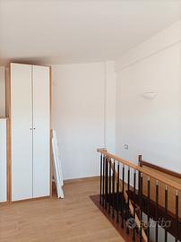 Armadio in legno 