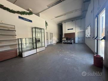 CAPANNONE A REGGIO DI CALABRIA