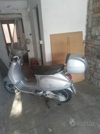 Vespa  LX 150