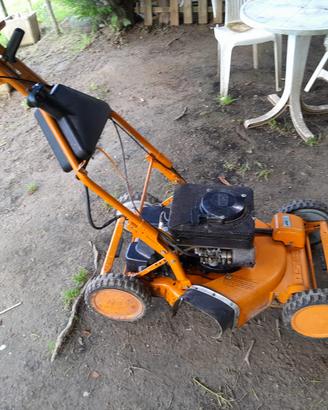Tagliaerba asmotor 4wd