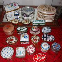 Scatolette portagioie / portapillole  vintage