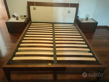 Camera da letto matrimoniale senza armadio