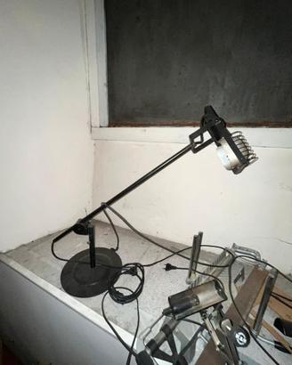 ARTEMIDE Lampada da tavolo Sintesi anni  '70