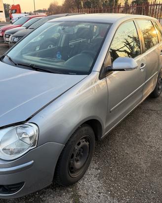 Volkswagen Polo 1.4/80CV TDI 5p. Sportline