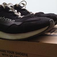 scarpe da ginnastica e tempo libero