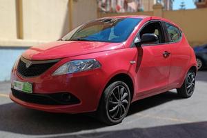 LANCIA Ypsilon 1.2 69 CV 5 porte S&S Platinum