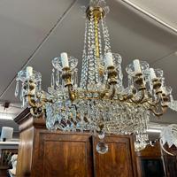 Splendido Antico Lampadario in bronzo dorato