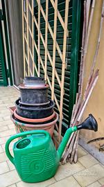 2 Piante ed altro materiale da giardino 