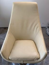 Poltrona girevole Désirée Ego in pelle chiara