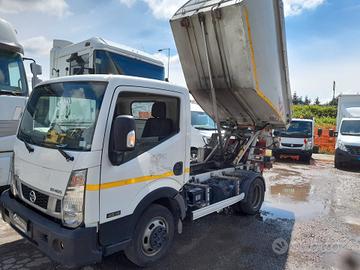 Nissan Cabstar NISSAN NT 400