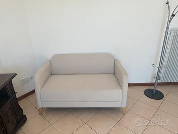 Divano Ikea 2 posti modello Linans brige
