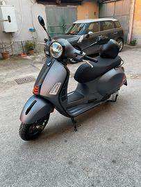 Vespa gts 300