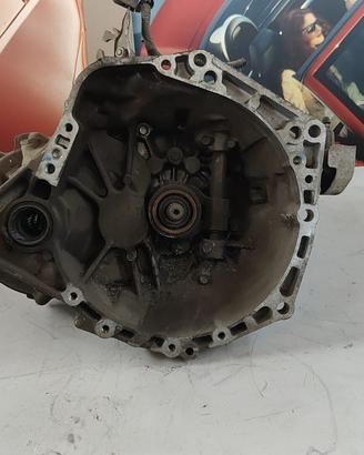 Toyota Yaris CAMBIO 1.000cc benzina Anno 2010