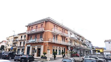 NEGOZIO A FROSINONE