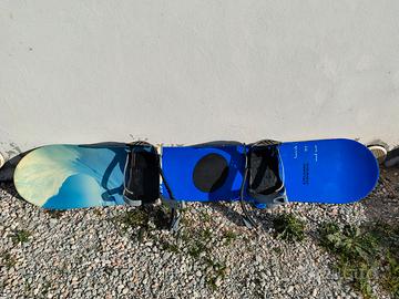 Tavola da snowboard con attacchi