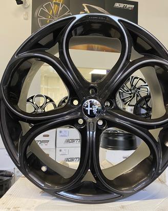 Cerchi OMOLOGATI Alfa Romeo raggio 20 cod.3871