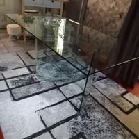 tavolo in cristallo
