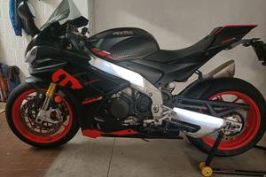 Aprilia RSV4 2023 – 15.000 km - UNICA!!!