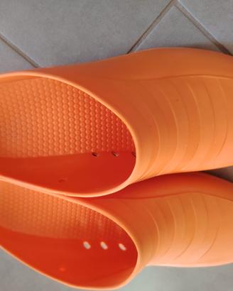 Zoccoli professionali per sanitari misura 40
