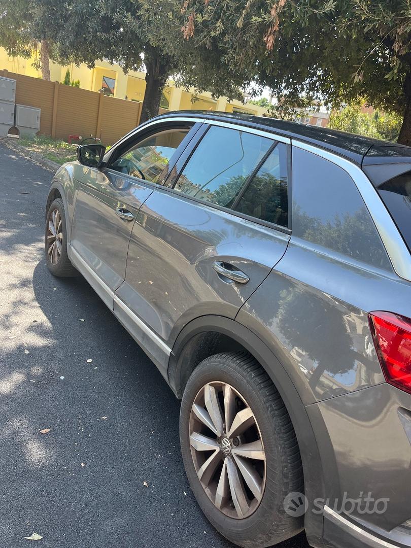 Volkswagen T-Roc 2019 photo 2