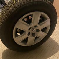 Cerchi e gomme nissan qashqai