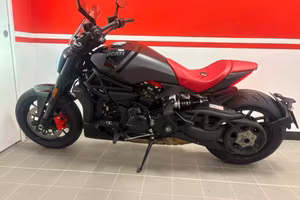 DUCATI XDiavel XDIAVEL NERA POLTRONE FRAU