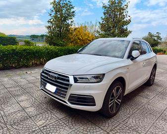 Audi Q5 tdi s-line quattro