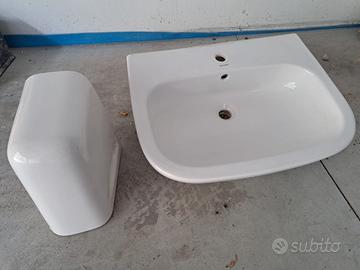 Lavandino marca Duravit con miscelatore Grohe