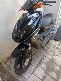 Yamaha aerox 