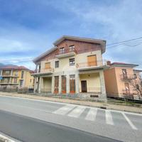 TRIFAMILIARE A GIAVENO