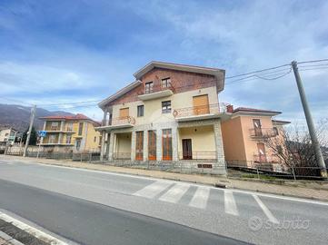 TRIFAMILIARE A GIAVENO