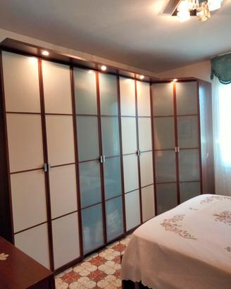 armadio con ante battente 