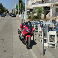 Yamaha R1 anno 2000