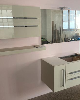 Bagno con top marmo