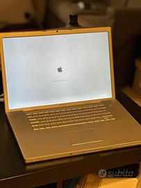 MacBook Pro 17" Core 2 Duo (Santa Rosa)
