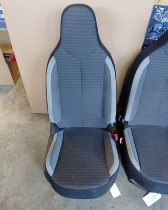 Sedile anteriore dx TOYOTA AYGO del 2019