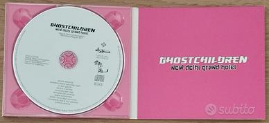 N.4 Lavori di artisti esordienti.