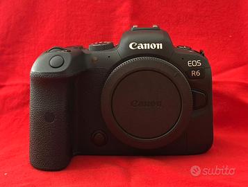 Canon R6 + Obbiettivi e Accessori