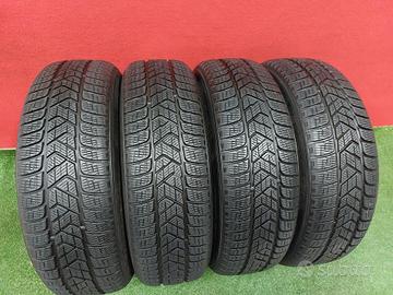 215 65 17 Gomme Invernali 90% Pirelli 215 65R17