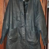 Cappotto nero lungo