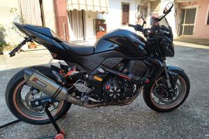 KAWASAKI Z750