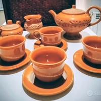 Servizio da te, ceramica e tareacotta