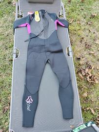 Muta da surf XCELL HAWAII da donna nuova.