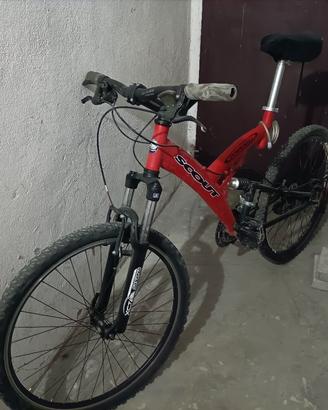 bici a marce Scout