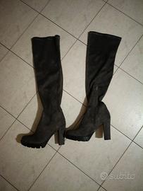 stivali grigio scuro in Alcantara numero 40 